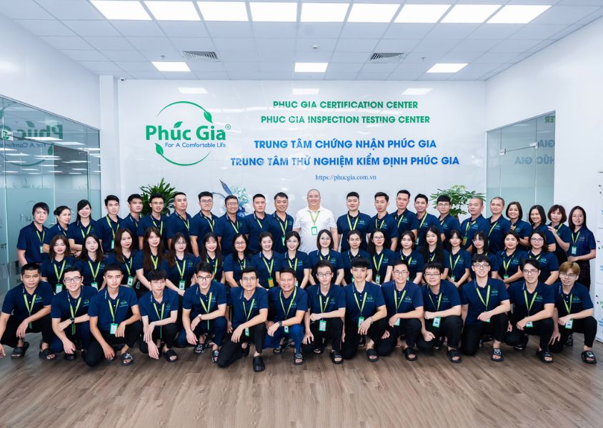 Công ty Cổ phần Phòng thử nghiệm Phúc Gia sở hữu gần 100 chuyên gia, kỹ sư giàu kinh nghiệm