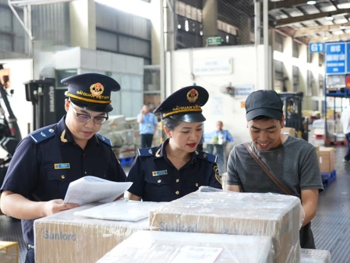 hải quan kiểm tra chuyên ngành