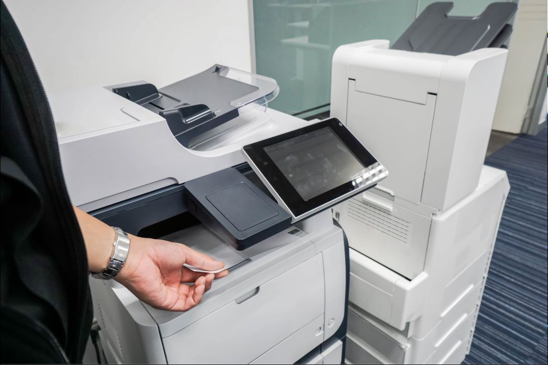 Thủ Tục Nhập Khẩu Máy In Mới Nhất: 7 Điều Cần Biết Năm 2025