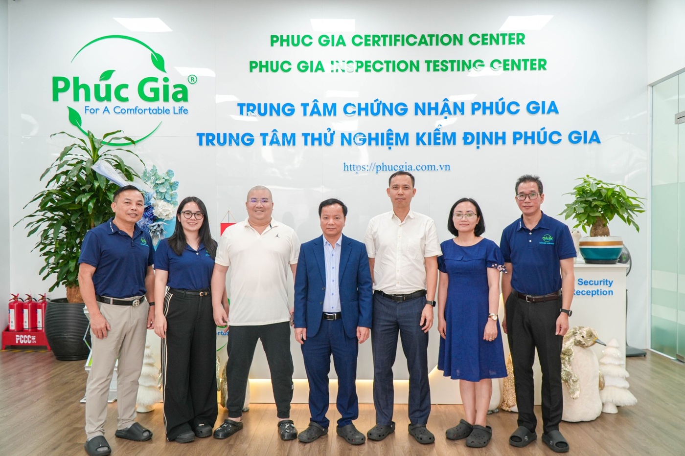 Đoàn Đại Biểu Của Đại Học Bách Khoa Hà Nội Đến Thăm Và Làm Việc Tại Phúc Gia® 